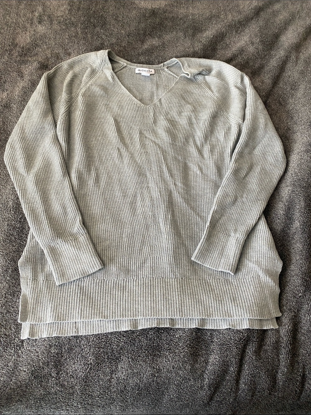Athleta Grey Ribbed V-Neck Sweater M
